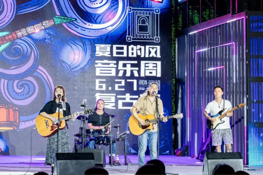 寶安日報(bào)：寶企LED顯示屏閃耀浙江文旅消費(fèi)季！聯(lián)誠發(fā)助力打造沉浸式旅游消費(fèi)氛圍